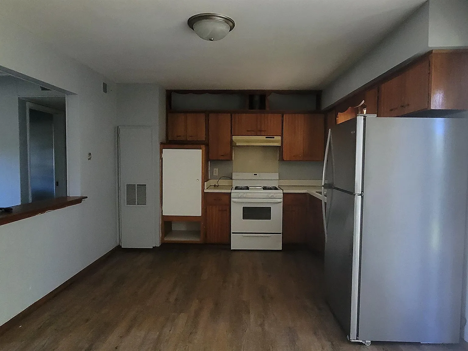 36 Liberty Boulevard - 1 — Photo 3