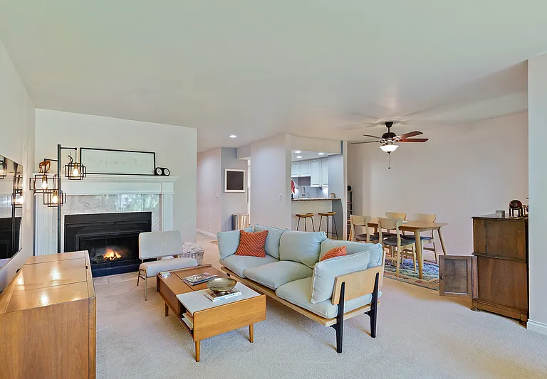 15512 Country Club Dr #B33 — Photo 5