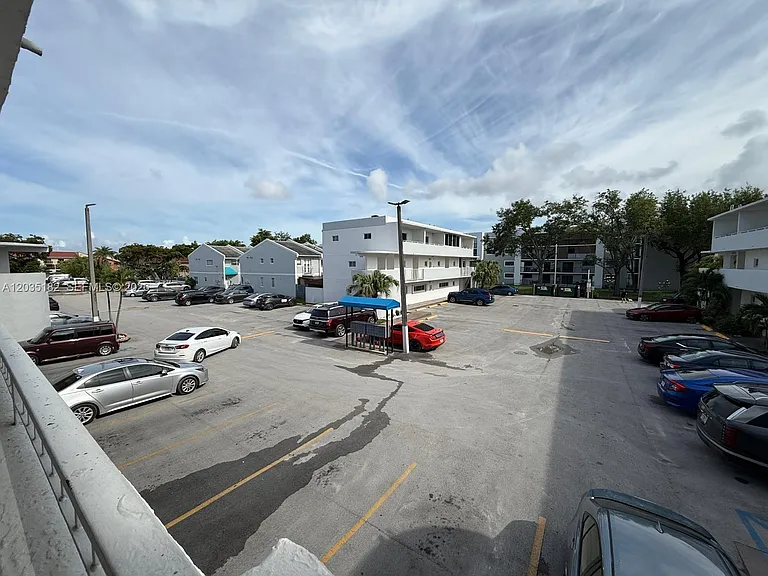 5611 W 25th Ct #10-A — Photo 1