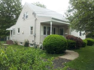 1269 Wheatsheaf Rd, Roselle, NJ 07203