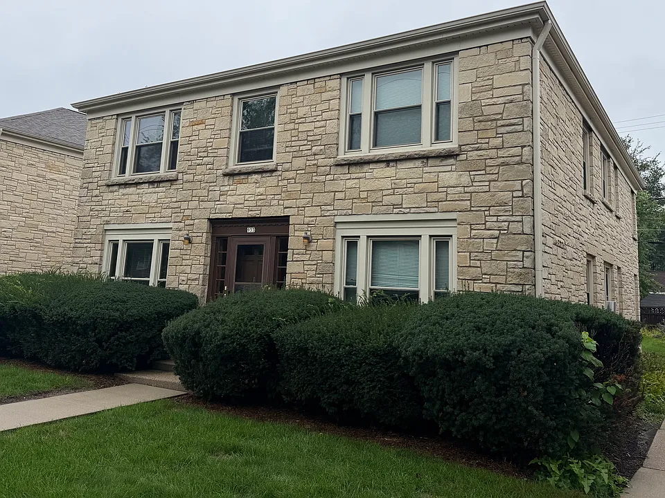 933 N Glenview Ave #3