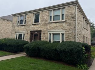 933 N Glenview Ave APT 3, Milwaukee, WI 53213