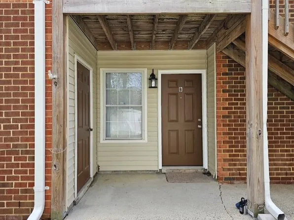 204 Quarter Trl APT B, Newport News, VA 23608