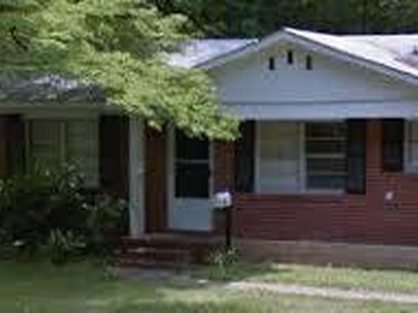 2727 Athens Pl