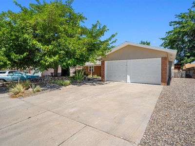 6301 Avenida La Costa NE, Albuquerque, NM, 87109