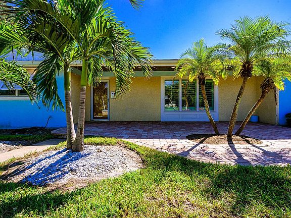 4th image of 160 Royal Dunes Blvd