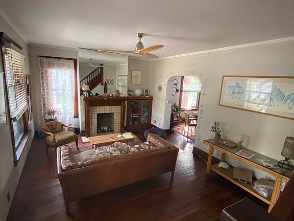 3rd image of 2649 Dayton Ave