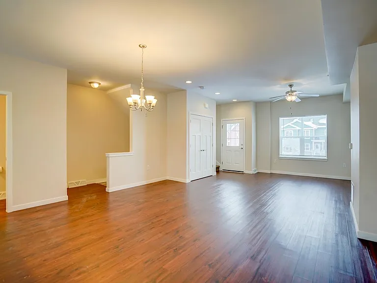 4362 Eagle Ridge Ln — Photo 12