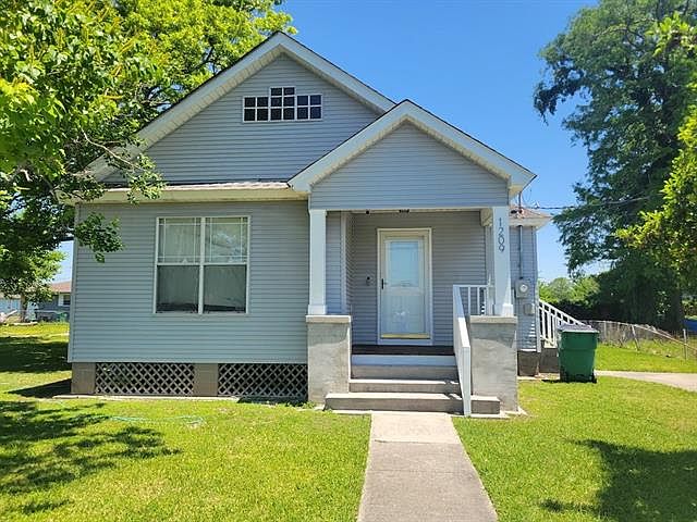 1st image of 1209 Estalote Ave