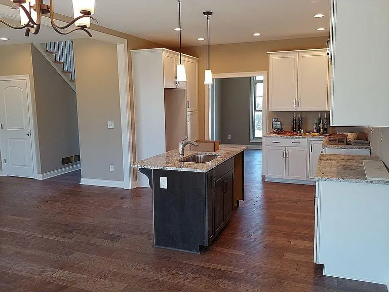 6631 Heritage Hills Dr — Photo 7