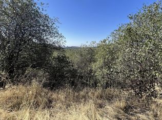 Loop Dr, Redding, CA 96003