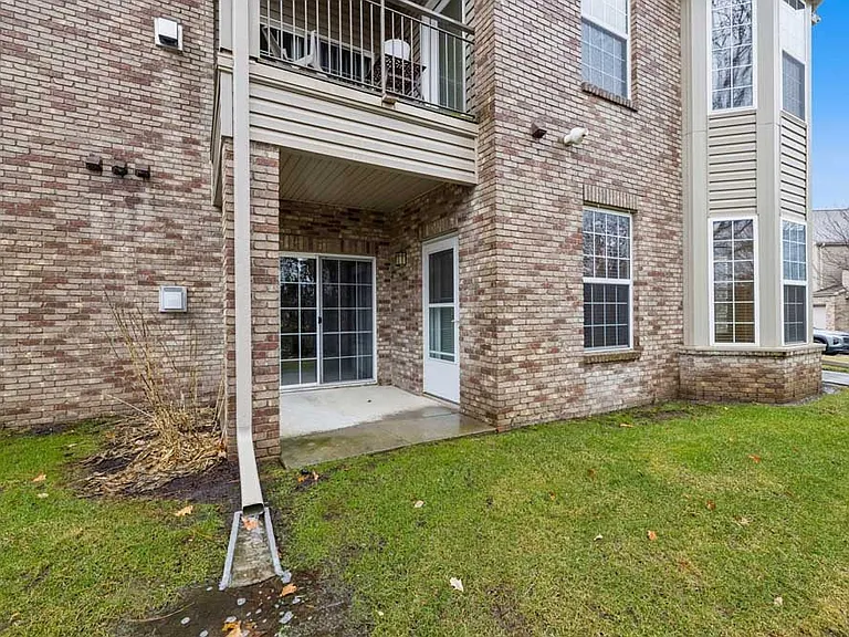 Stone Ridge Estates Apartments & Duplexes — Photo 144