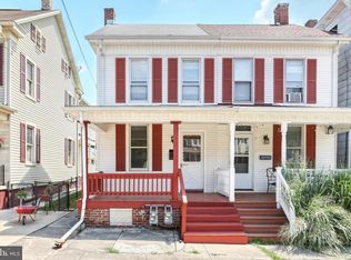 53 N Water St, Spring Grove, PA 17362