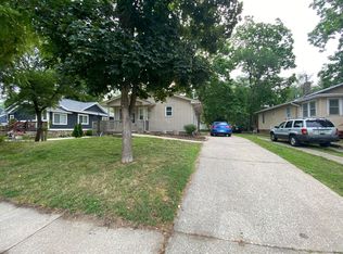 1359 Idaho St, Des Moines, IA 50316