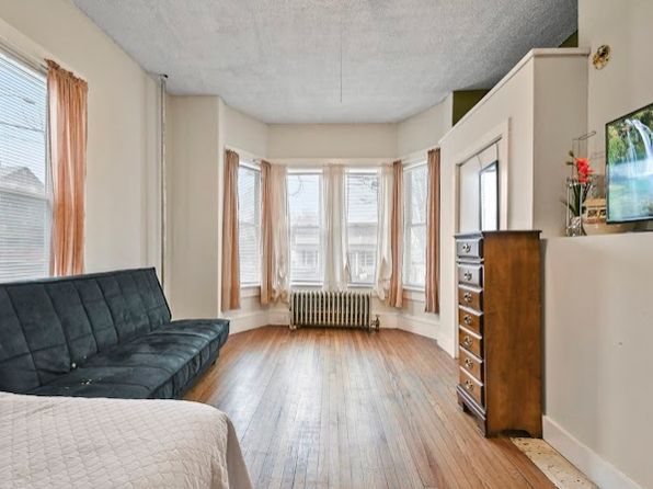 96 Water St #1, Clinton, MA 01510