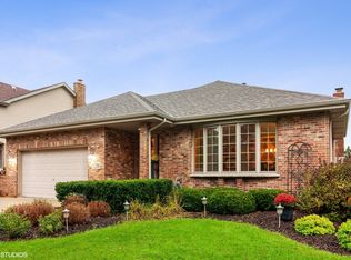 1239 Keough St, Lemont, IL 60439