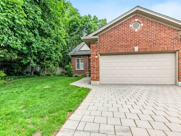 417 Hyde Park Rd #11, London, ON N6H 3R9