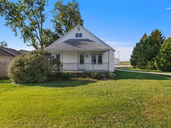 104 E Allen St, Allerton, IL 61810