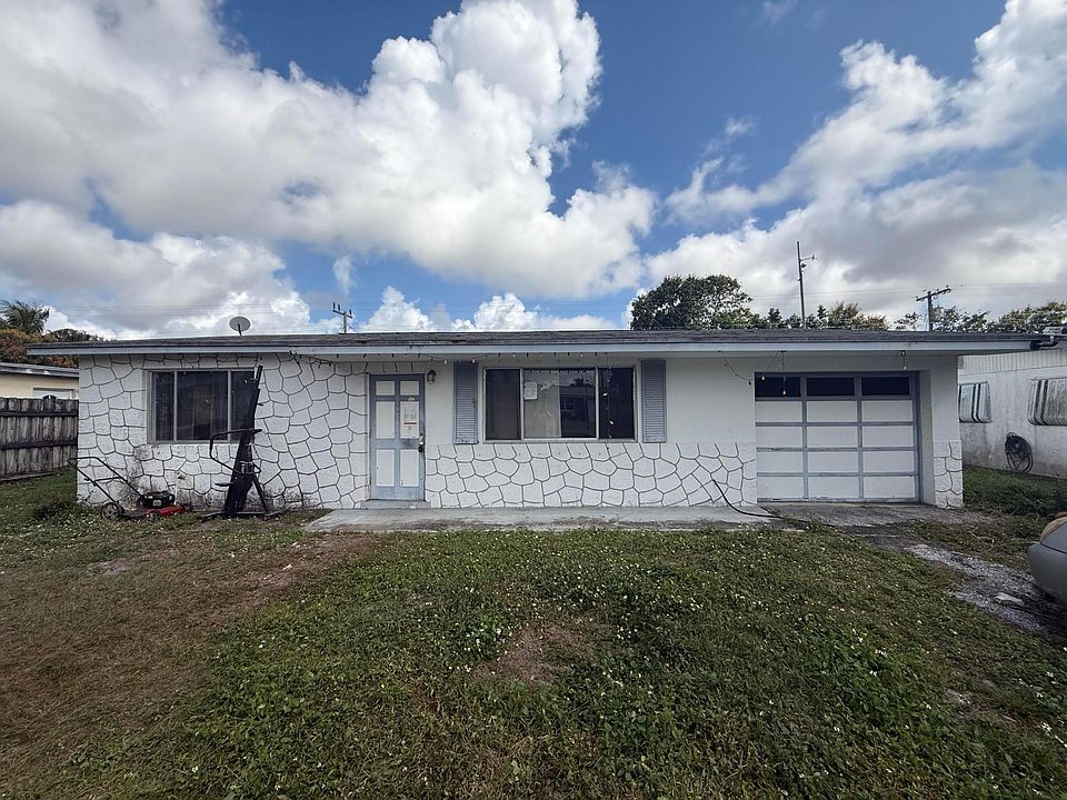 1st image of 1376 Meadowbrook Drive