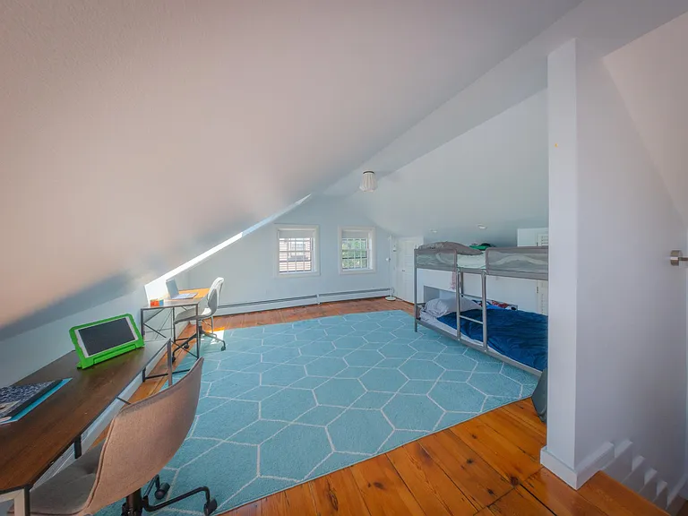 106 Benefit St — Photo 15