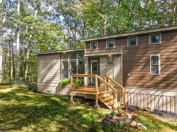 180 Simplicity Woods Dr, Franklin, NC 28734