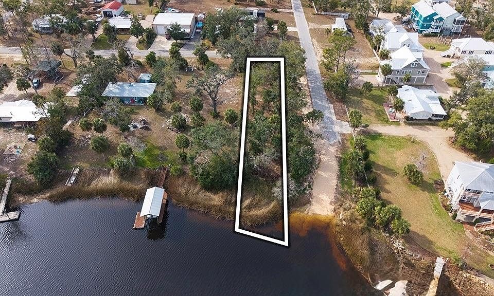 1st image of  NE Seventeenth St