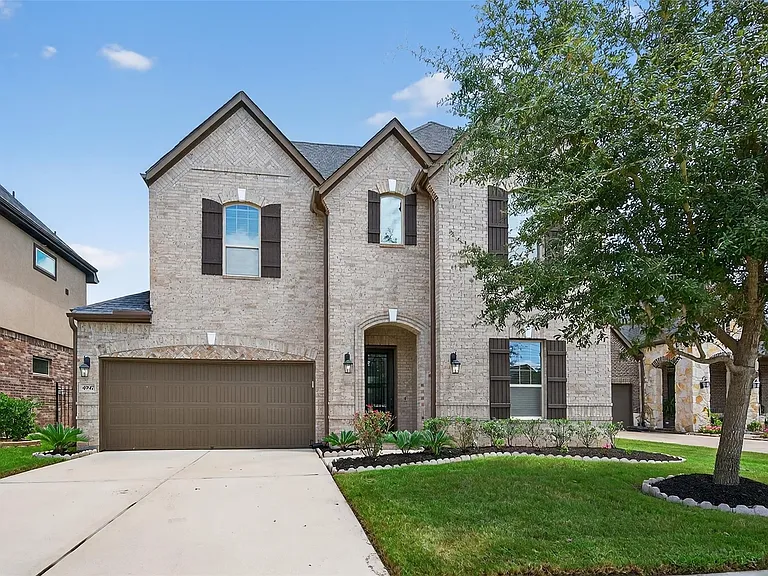 4947 Thunder Creek Ln — Photo 4