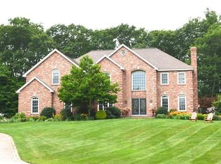 78B Lawrence Rd #B, Boxford, MA 01921