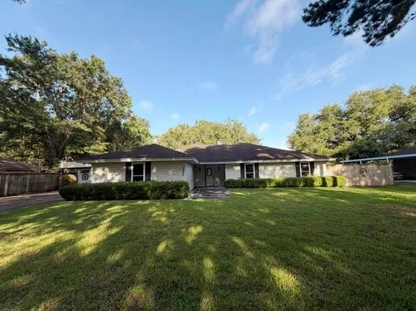 1850 Avalon St, Beaumont, TX 77707