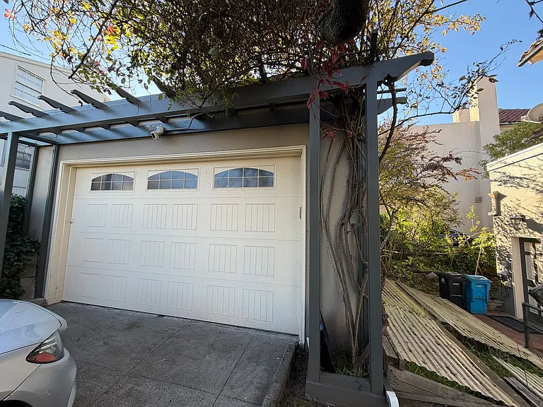 5 Santa Ana Ave — Photo 24
