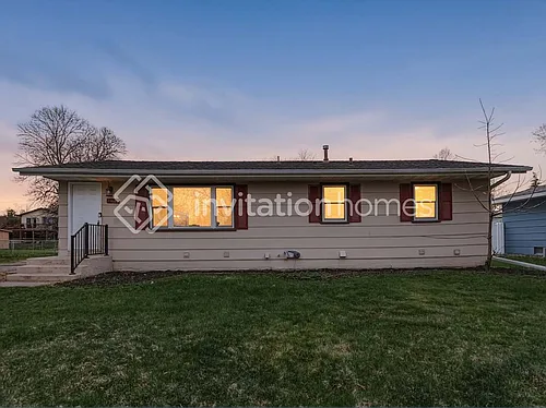 224 Oak Park Dr NE Photo 1