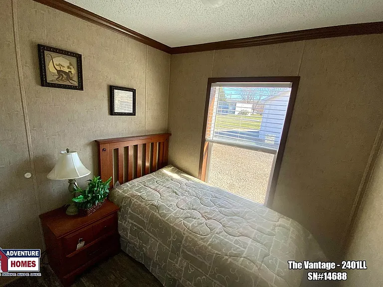 277 Lakeside Dr #12 — Photo 8