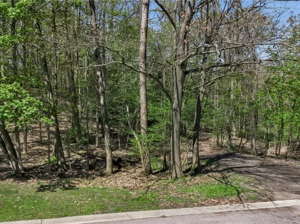 Middlebury Rd, Orchard Park, NY 14127
