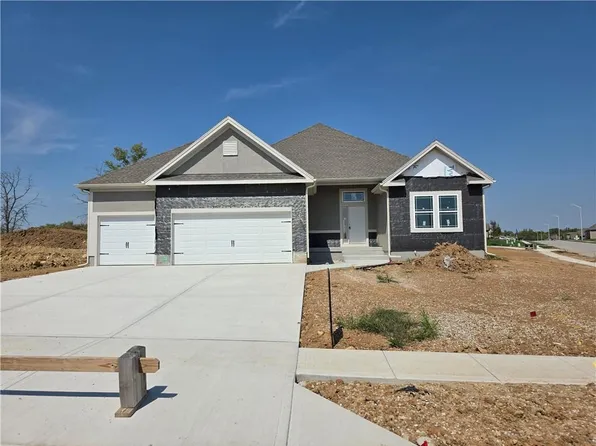 6938 NE 102nd St, Kansas City, MO 64156