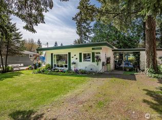 8165 Harborview Rd, Blaine, WA 98230