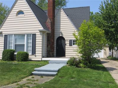 1432 Parkview Dr, Lyndhurst, OH, 44124