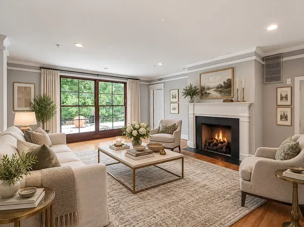1351 Wisconsin Ave NW APT 3C, Washington, DC 20007