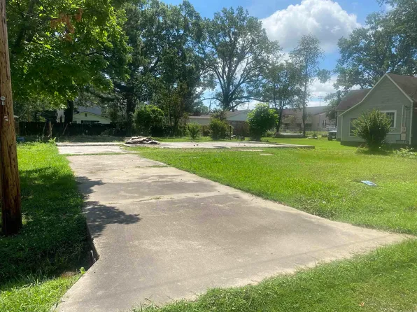 (undisclosed Address), Lonoke, AR 72086