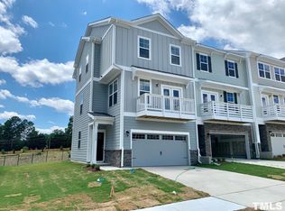 1116 Finch Ct, Apex, NC 27502