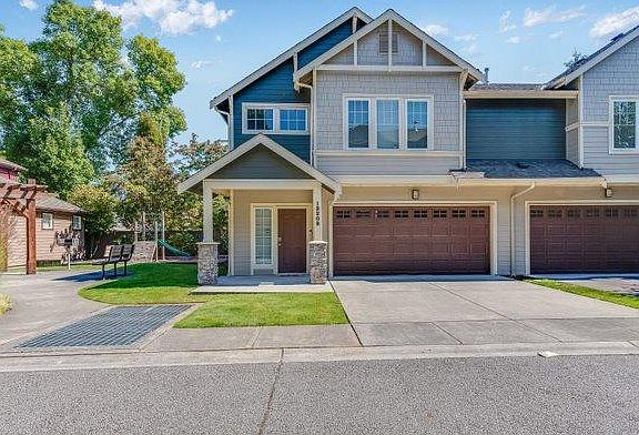 2nd image of 13208 101st Ln NE