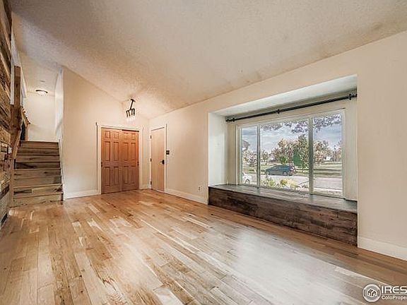 5th image of 2911 Lakeshore Dr