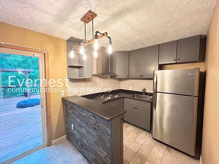 770 Bayliss Dr — Photo 19