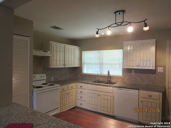 2nd image of 2223 Babs Dr