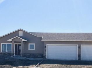 1070 E Wild Rose Ln, Pueblo West, CO 81007