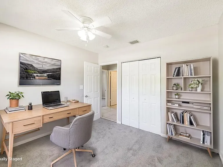 809 NW 2nd Ave — Photo 15