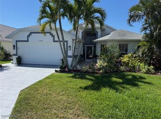 3740 Gloxinia Dr, North Fort Myers, FL 33917