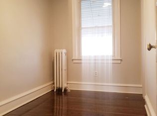 2515 S 73rd St, Philadelphia, PA 19142