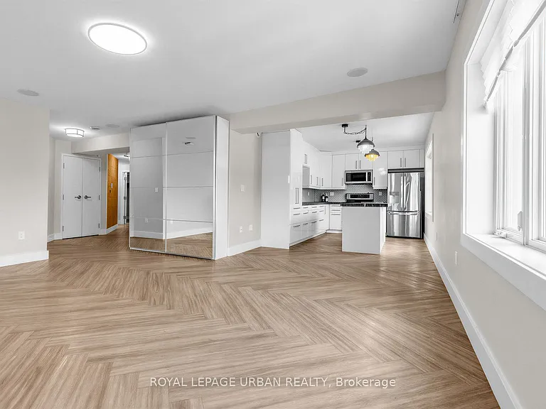 901 Pape Ave — Photo 2
