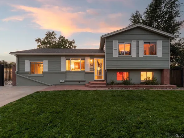 811 S Macon Way, Aurora, CO 80012
