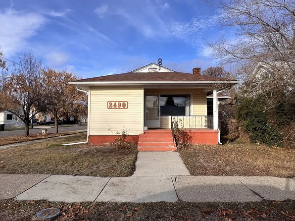 2490 Campbell St